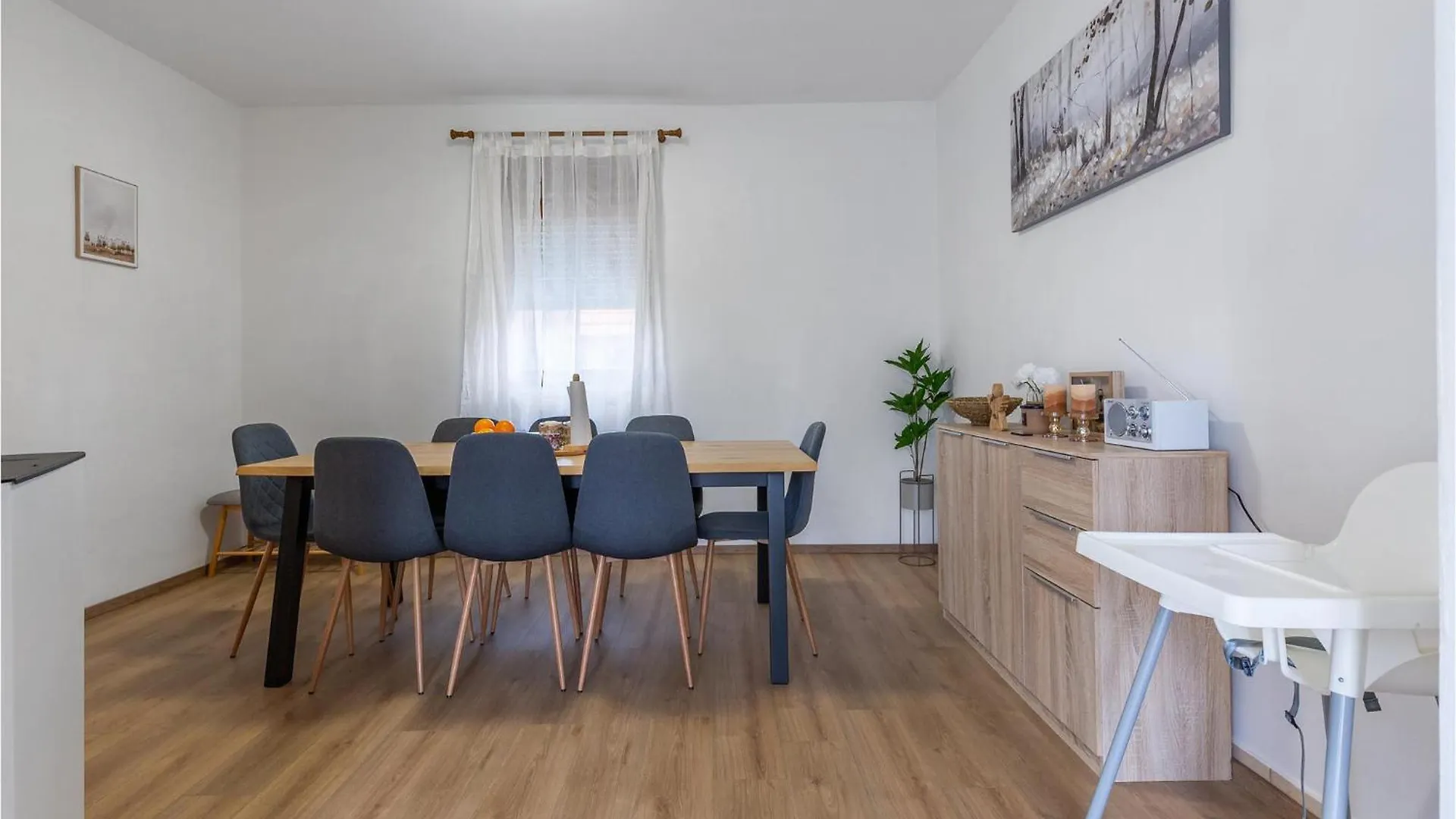 Holiday home Gorgeous Home In Gracac With Kitchen Croatia