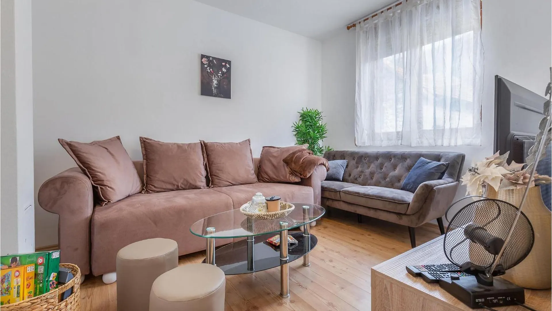 Gorgeous Home In Gracac With Kitchen Gracac (Zadar)